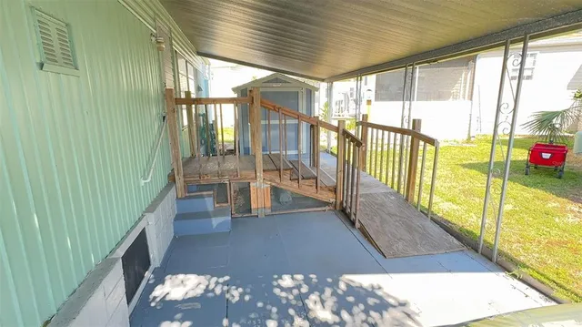 a view of an entryway