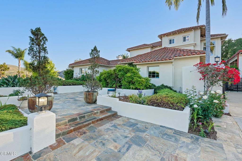 1639 San Rafael Way Camarillo, CA 93012 - Photo 4 of 73