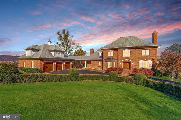 $1,690,000 | 35060 Patience Court, Round Hill, VA 20141