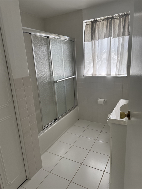 137 Lake Shore Road, Unit 2 Boston, MA 02135 - Photo 5 of 5