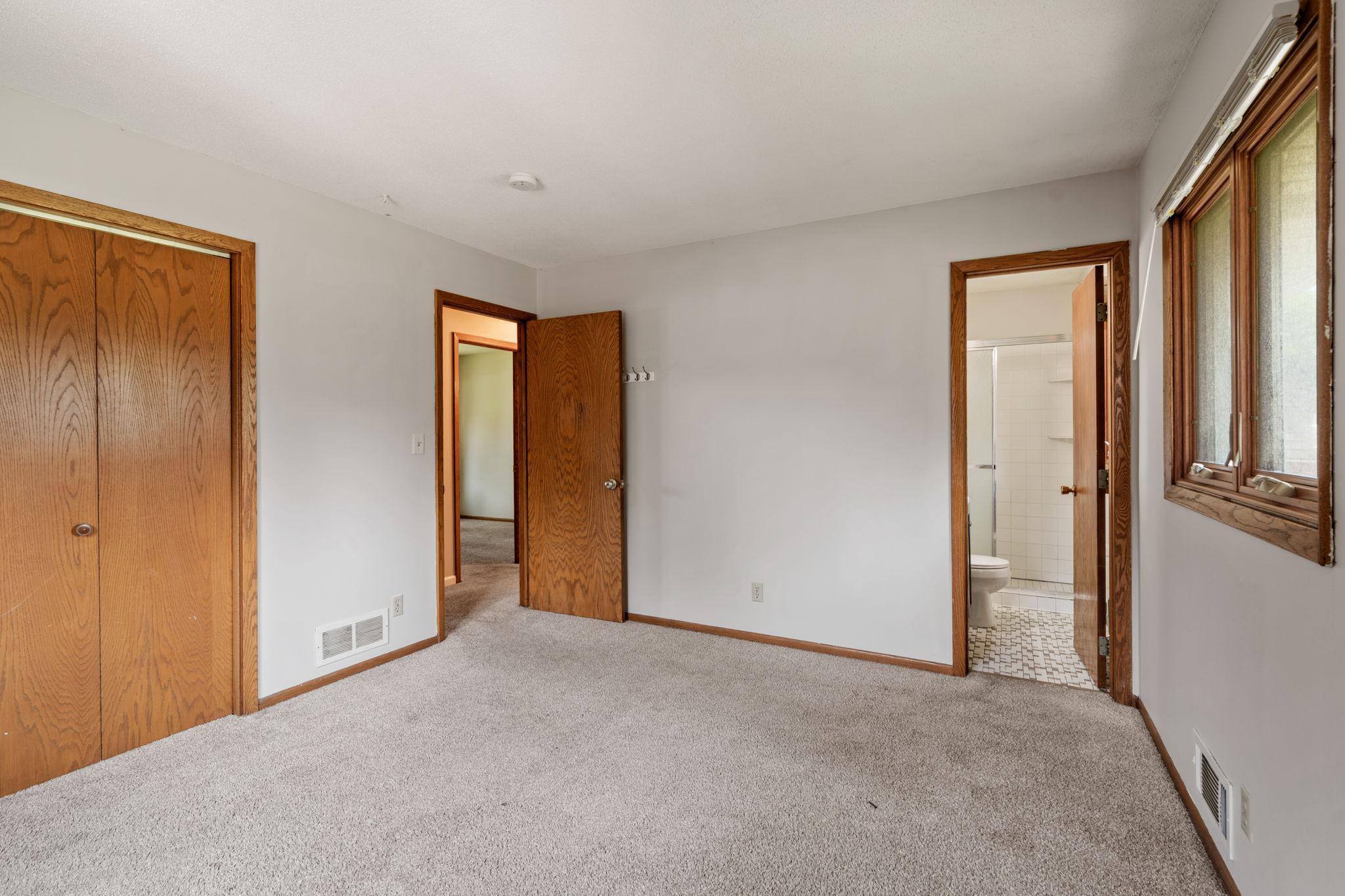 444 County Rd B East Maplewood, MN 55117 - Photo 21 of 53 Gallery Image 21