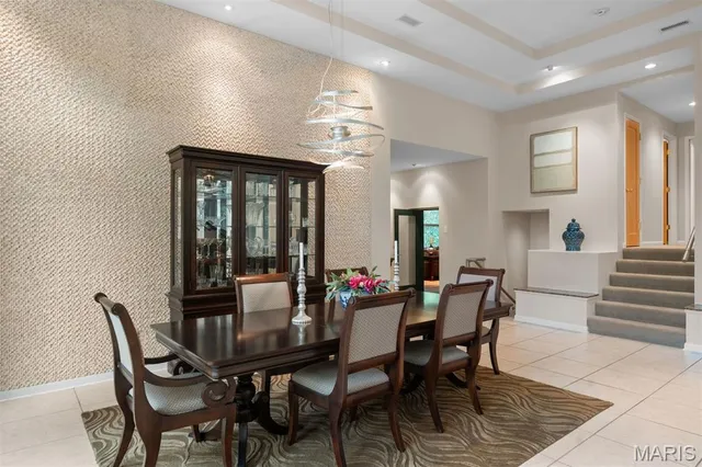 $2,000,000 | 1800 West Adams Avenue, Kirkwood, MO 63122