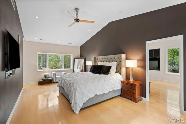 $2,000,000 | 1800 West Adams Avenue, Kirkwood, MO 63122