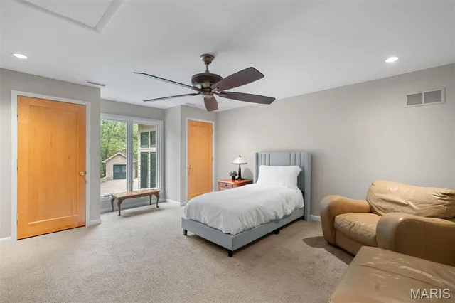 $2,000,000 | 1800 West Adams Avenue, Kirkwood, MO 63122