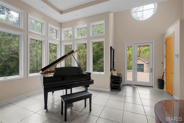 $2,000,000 | 1800 West Adams Avenue, Kirkwood, MO 63122