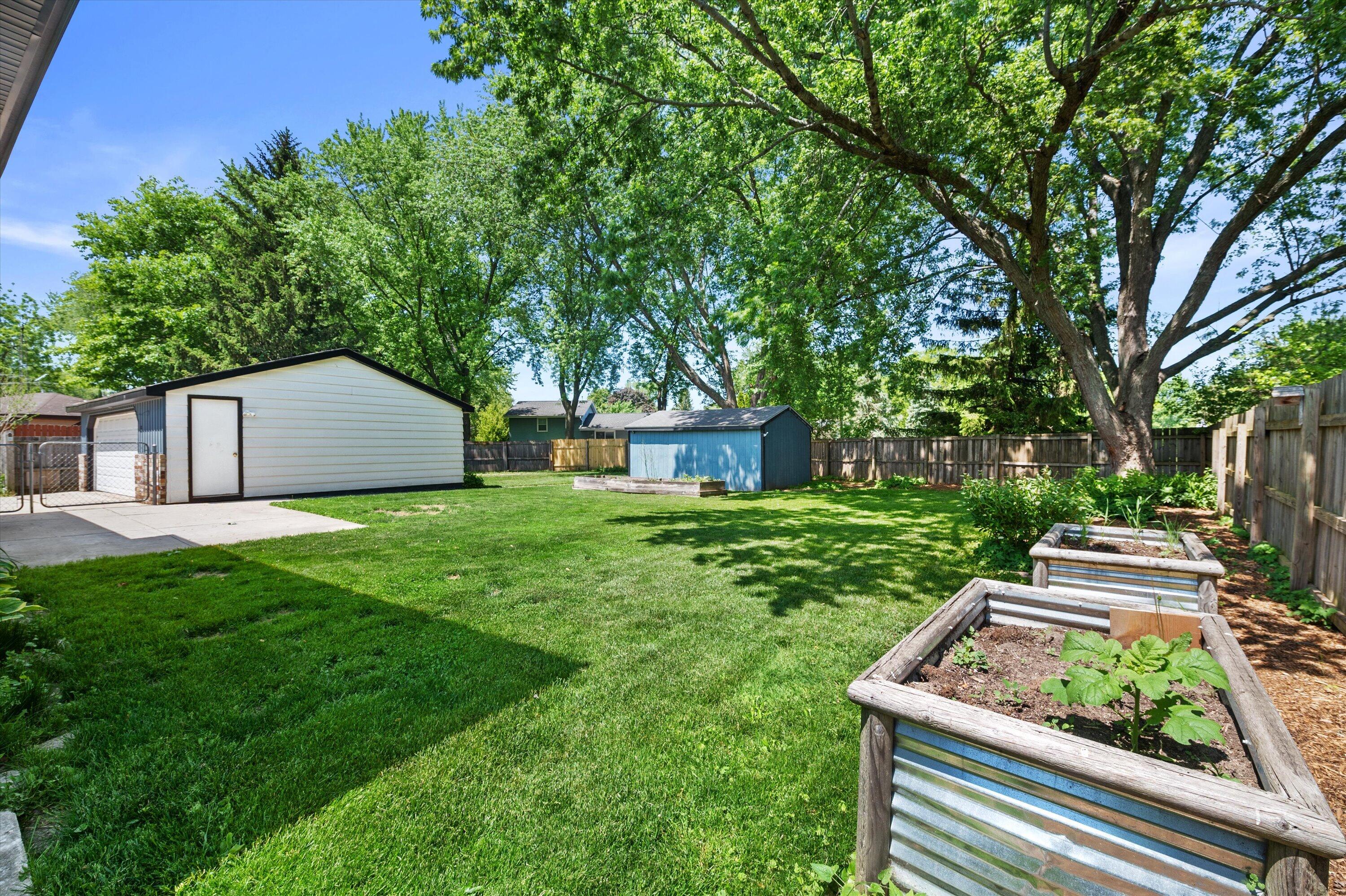 2510 Bittersweet Court Caledonia, WI 53402 - Photo 22 of 29 22-DSC9865
