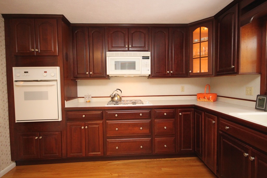 60 Reservoir Road Westwood, MA 02090 - Photo 10 of 28 Gallery Image 10