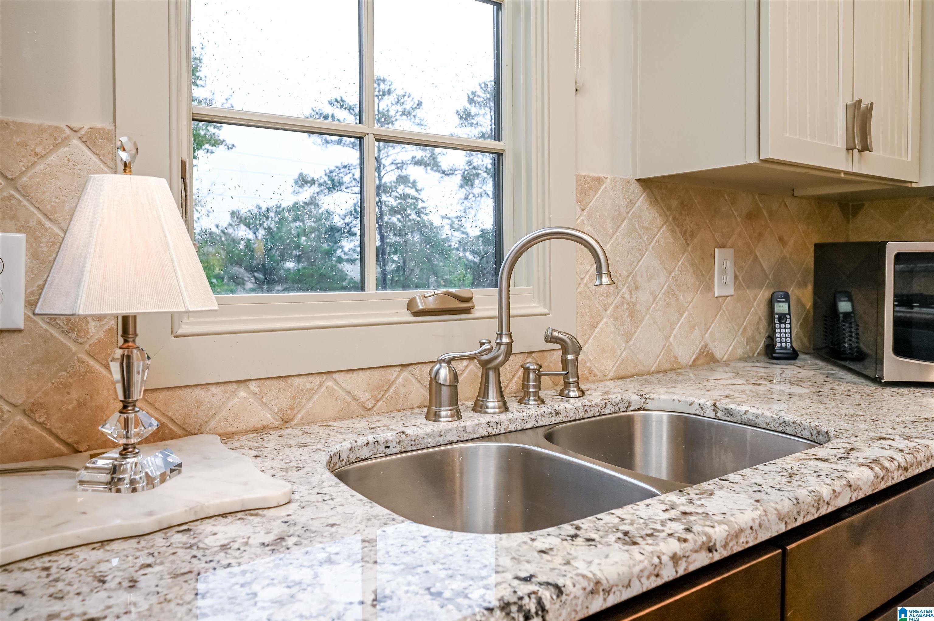 2042 Lancaster Road, Unit 119 Birmingham, AL 35209 - Photo 11 of 33