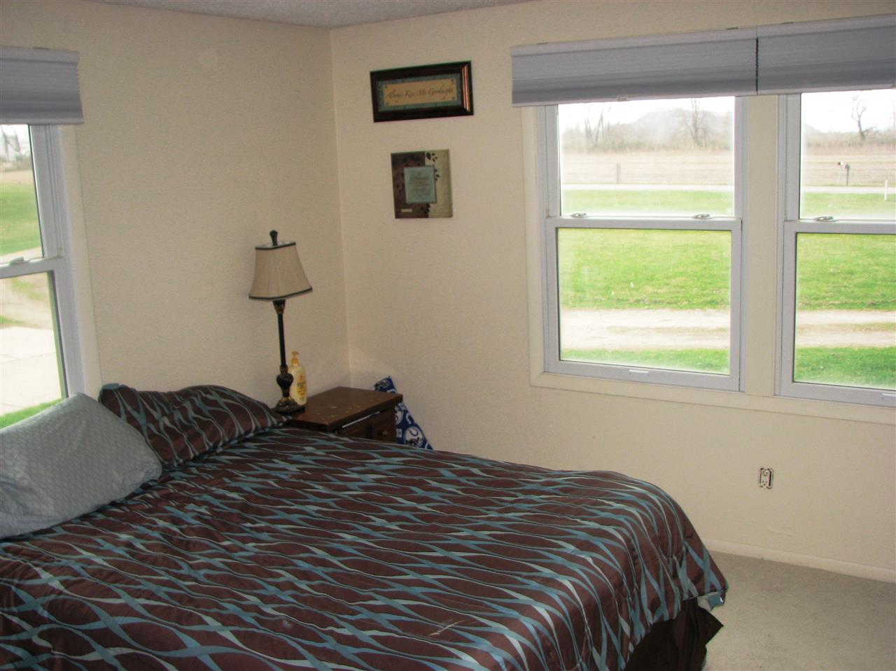 4812 Knoll Road Fort Wayne, IN 46809 - Photo 4 of 29
