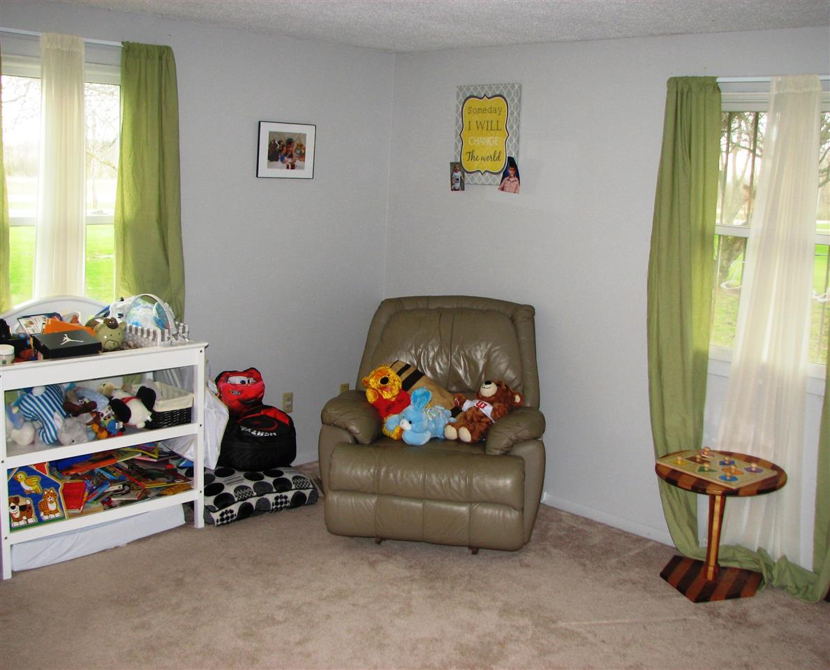 4812 Knoll Road Fort Wayne, IN 46809 - Photo 9 of 29