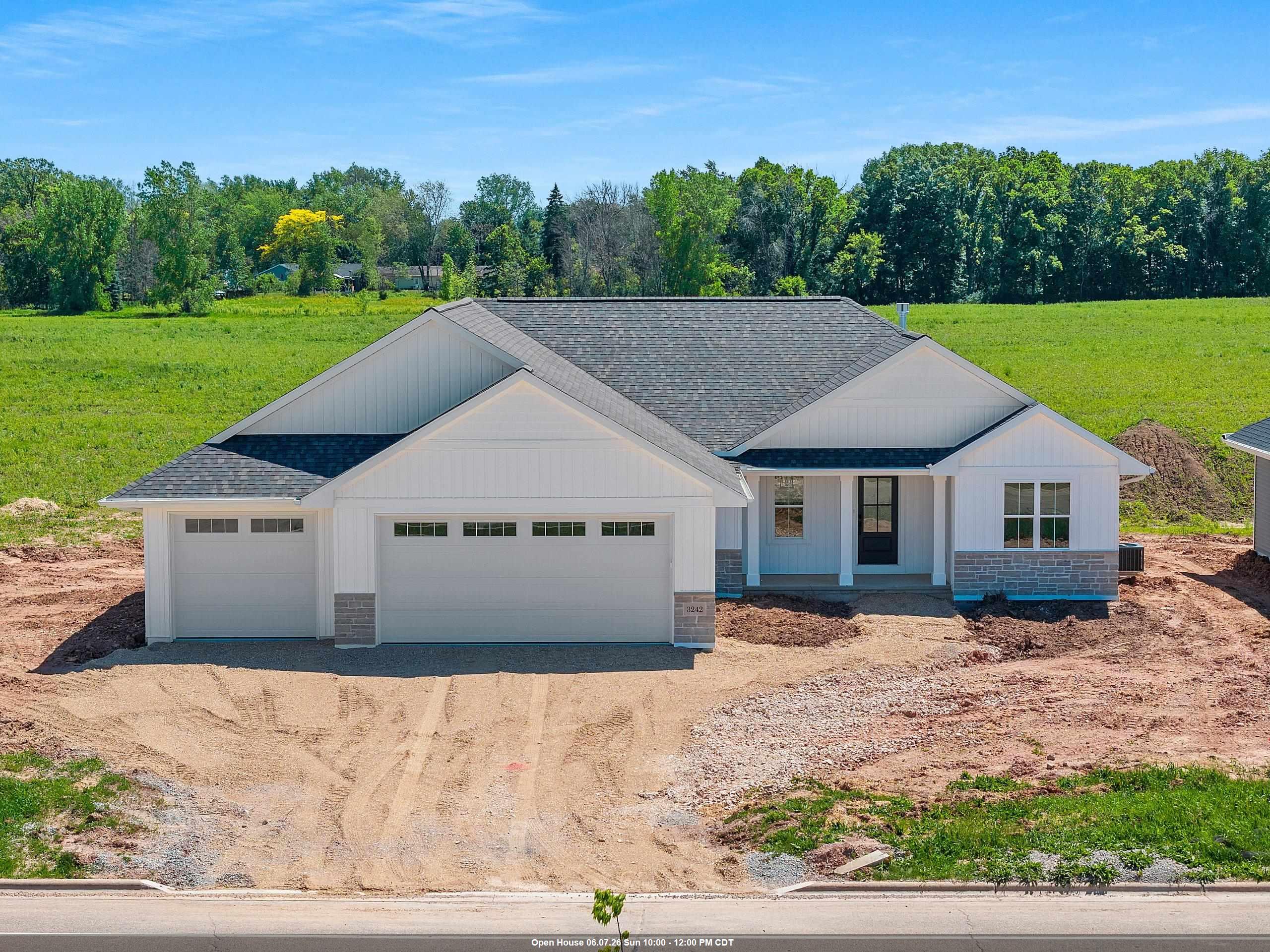 3242 Willow Road Green Bay, WI 54311 - Photo 1 of 44