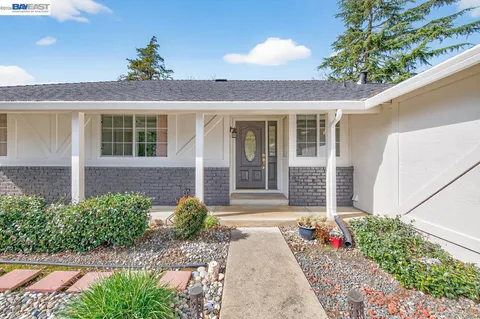 $1,449,000 | 123 Kelobra Court, Walnut Creek, CA 94598