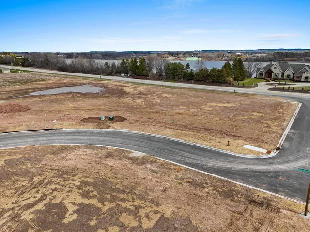 $74,900 | 403 Brookline Avenue, Unit 231, De Pere, WI 54115