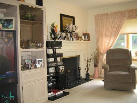 35719 Congress Road Farmington, MI 48335 - Photo 7 of 9 720188-6.JPG