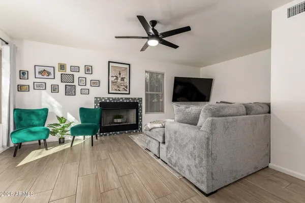 $300,000 | 2040 South Longmore, Unit 55, Mesa, AZ 85202