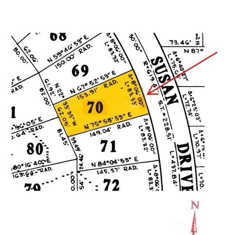 a picture of a black and white photo