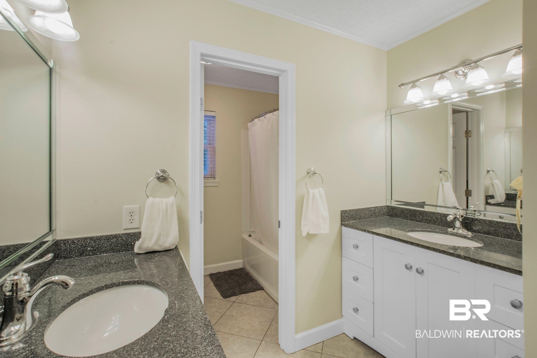 607 Southern Way Daphne, AL 36527 - Photo 26 of 38