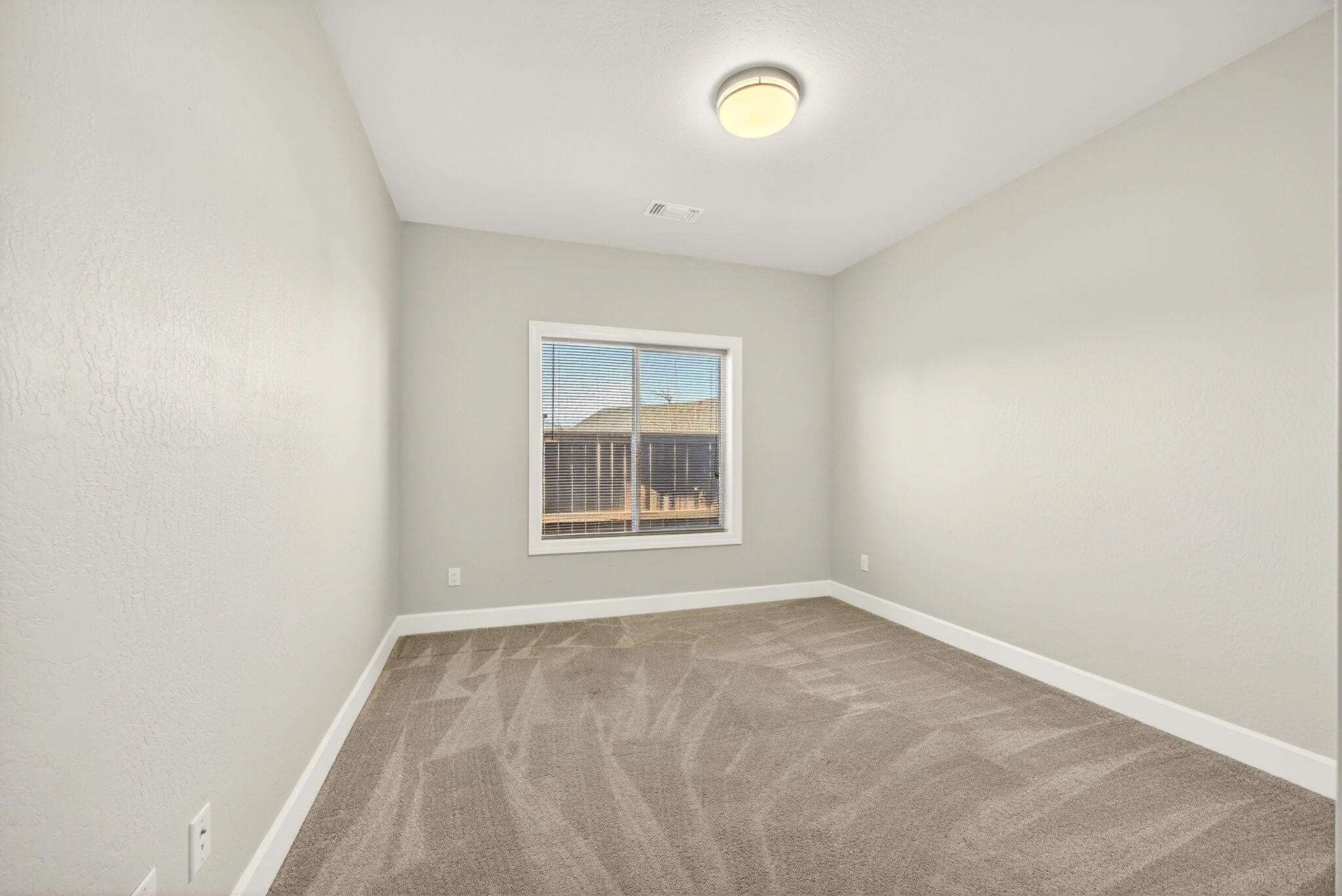 436 Cheney Loop Central Point, OR 97502 - Photo 21 of 27 21
