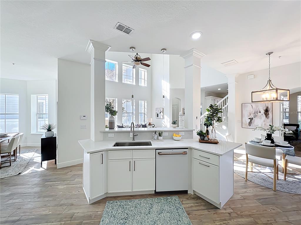 4264 Haws Court Orlando, FL 32814 - Photo 11 of 38