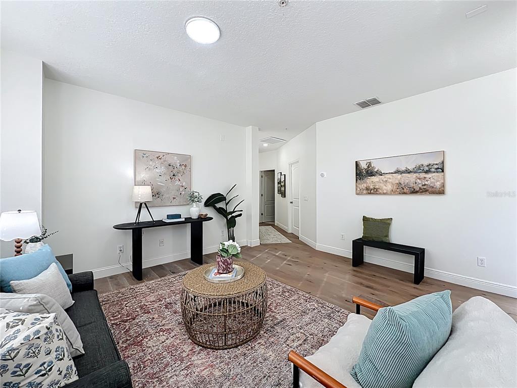 4264 Haws Court Orlando, FL 32814 - Photo 17 of 38