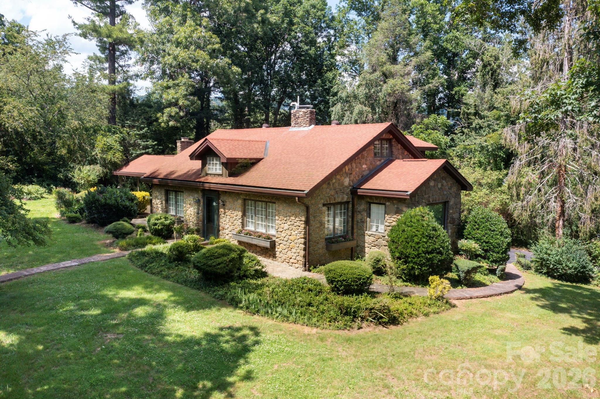 25 Inglewood Road Asheville, NC 28804 - Photo 32 of 35