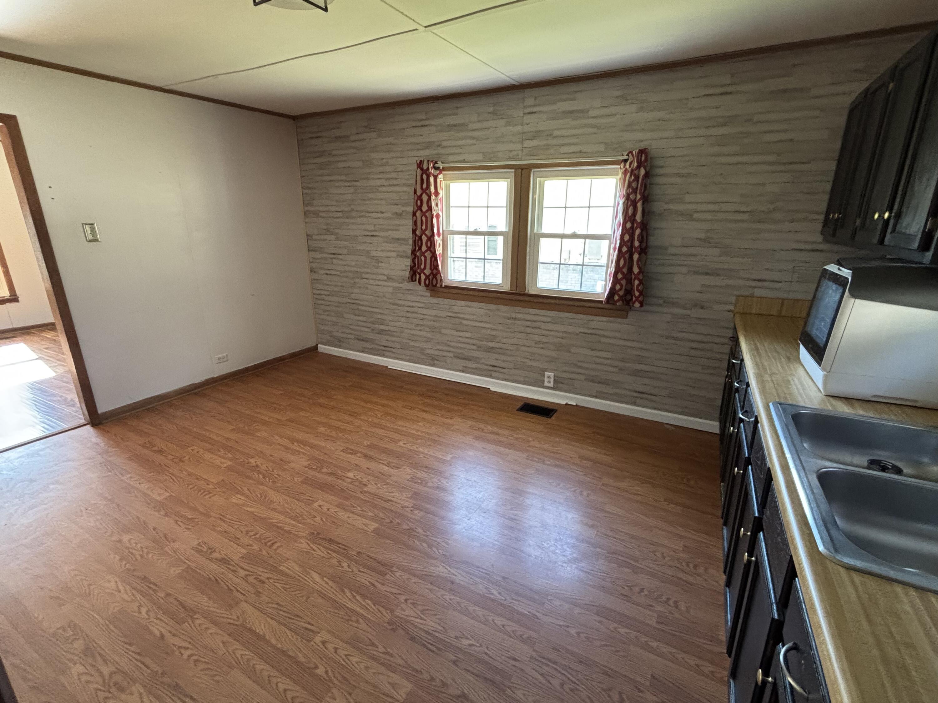 1530 Burning Bush Road Ringgold, GA 30736 - Photo 4 of 43 IMG_9733