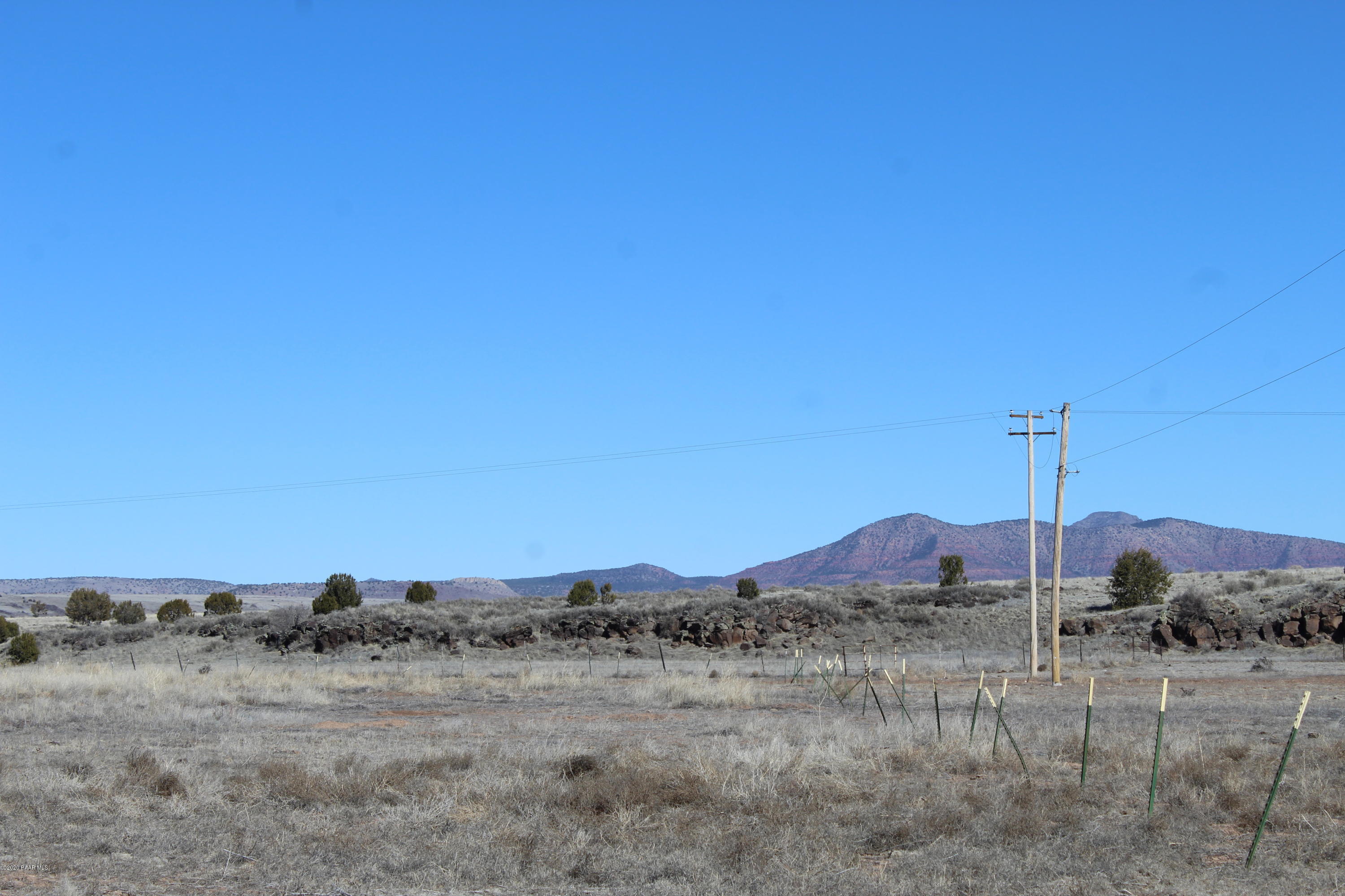 43555 Williamson Valley Road Seligman, AZ 86337 - Photo 4 of 10 IMG_4744