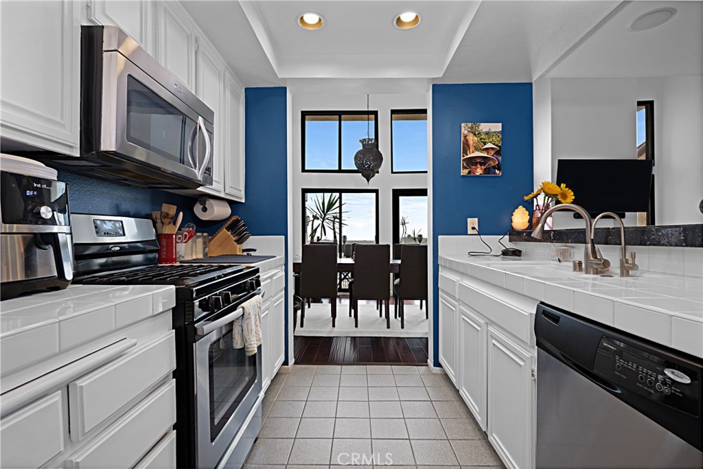 8180 Manitoba Street, Unit 350 Playa del Rey, CA 90293 - Photo 13 of 55