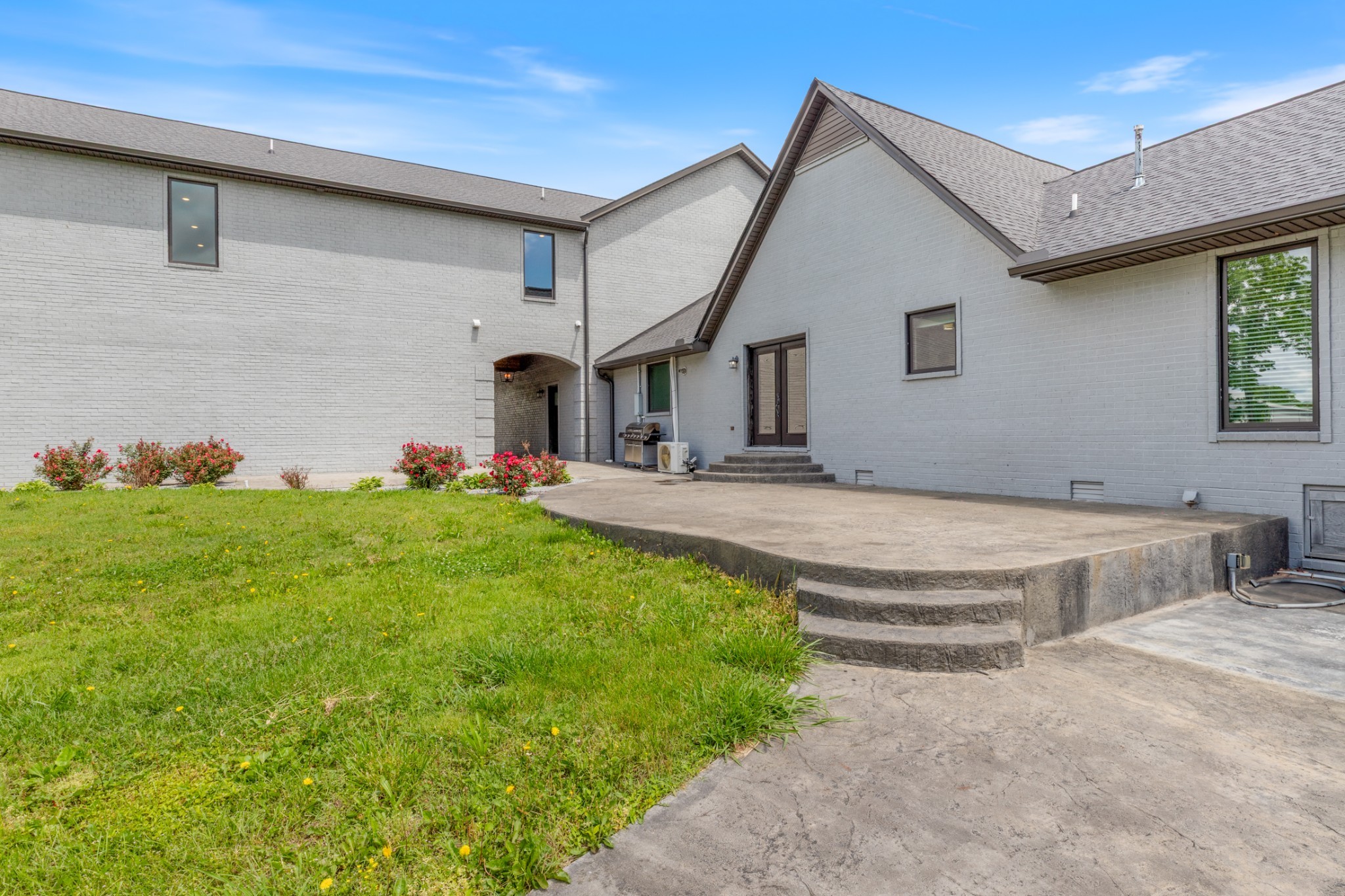 3791 Sylvia Road Dickson, TN 37055 - Photo 61 of 82 a front view of house with yard