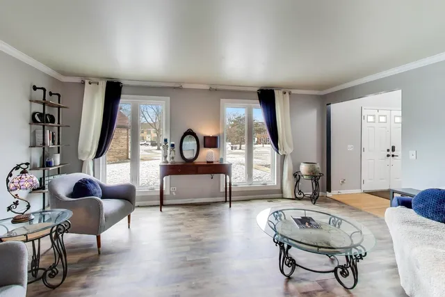 $575,000 | 673 Newkirk Lane, Palatine, IL 60074