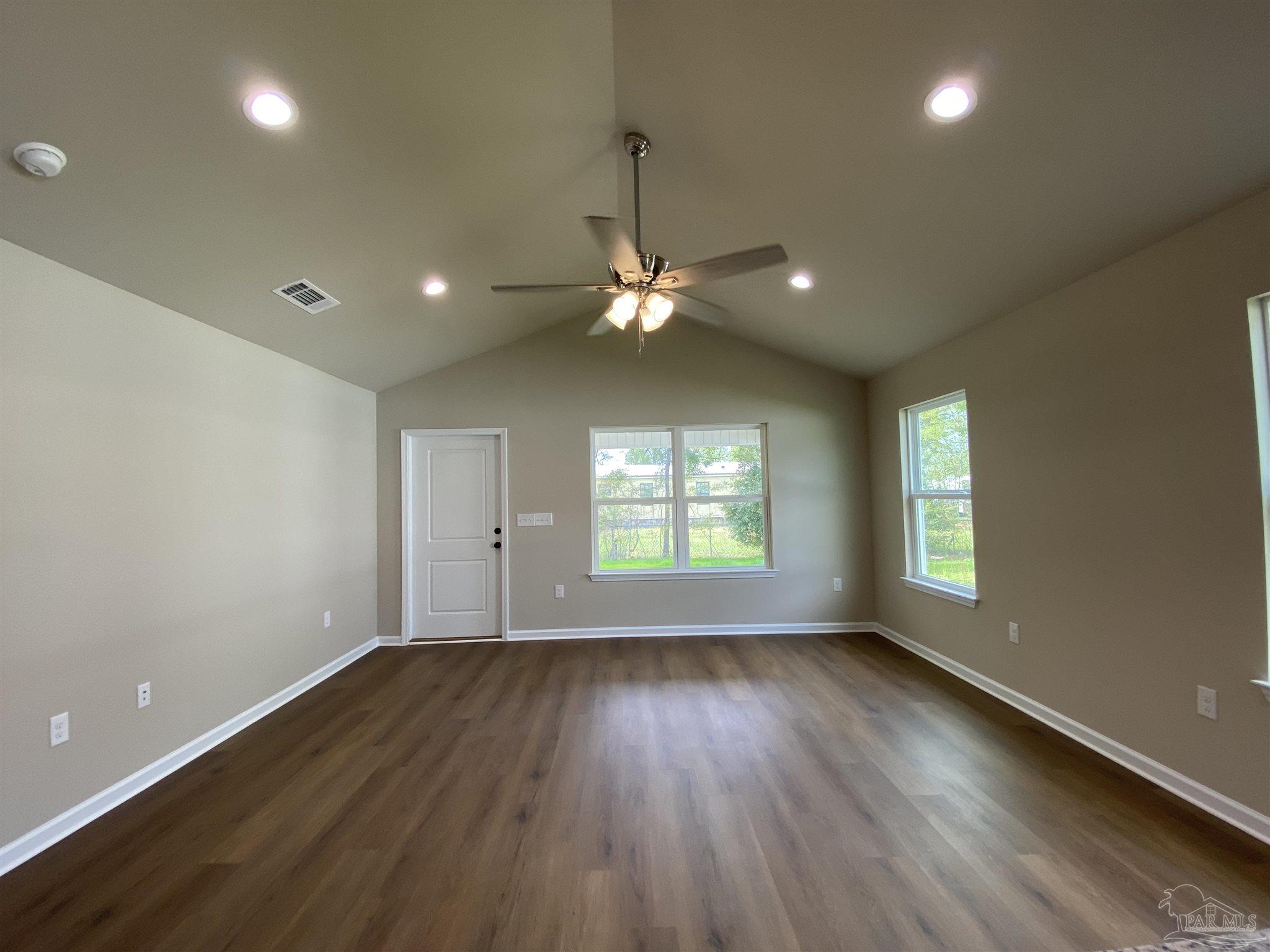 5124 Hendricks Circle Jay, FL 32565 - Photo 27 of 46