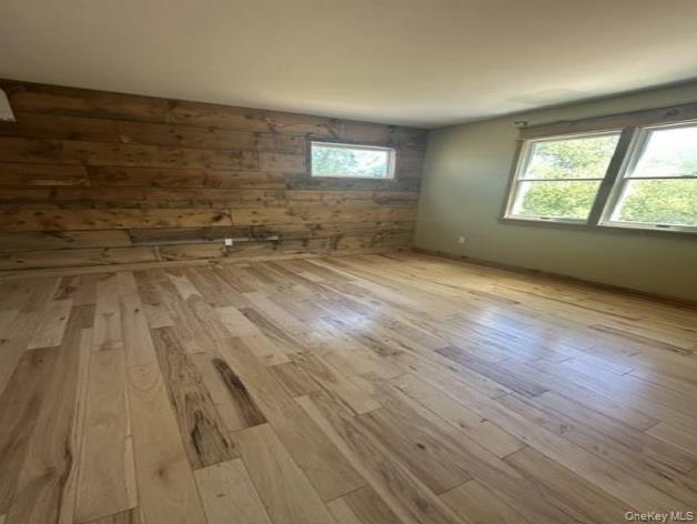 888 Pond View Road Riverhead, NY 11901 - Photo 4 of 10