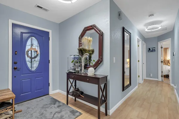 $469,000 | 13621 Lynda Lynn Way, Redding, CA 96003