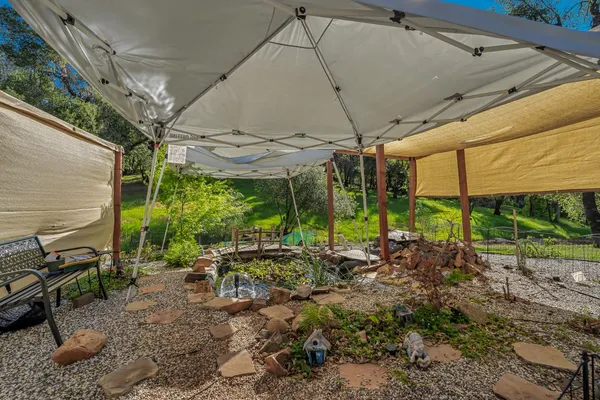 $469,000 | 13621 Lynda Lynn Way, Redding, CA 96003