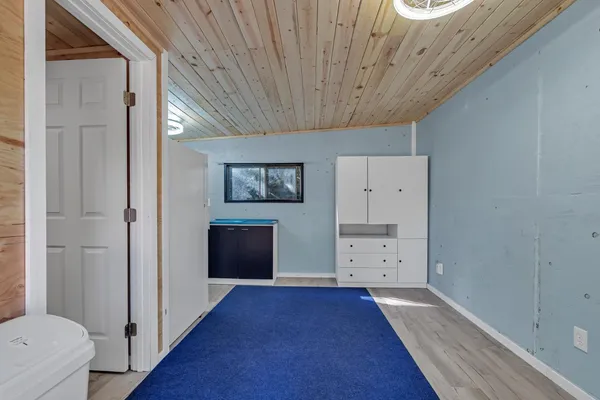 $469,000 | 13621 Lynda Lynn Way, Redding, CA 96003