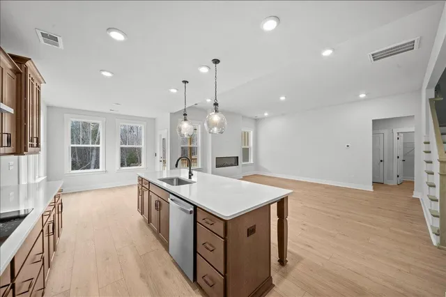 $669,990 | 812 Lonsdale Court, Woodruff, SC 29388