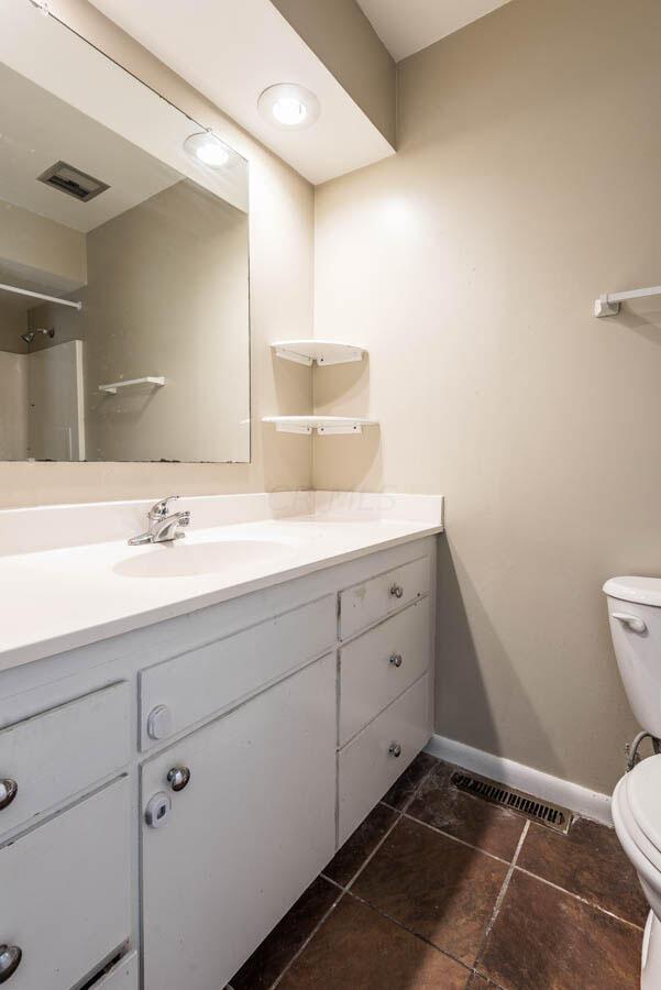 7027 Coffman Road Dublin, OH 43017 - Photo 13 of 25