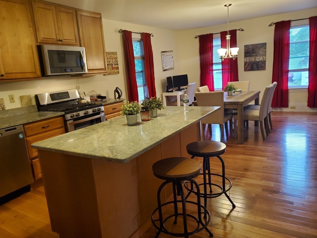 9 White Pond Road Stow, MA 01775 - Photo 3 of 10 Gallery Image 3