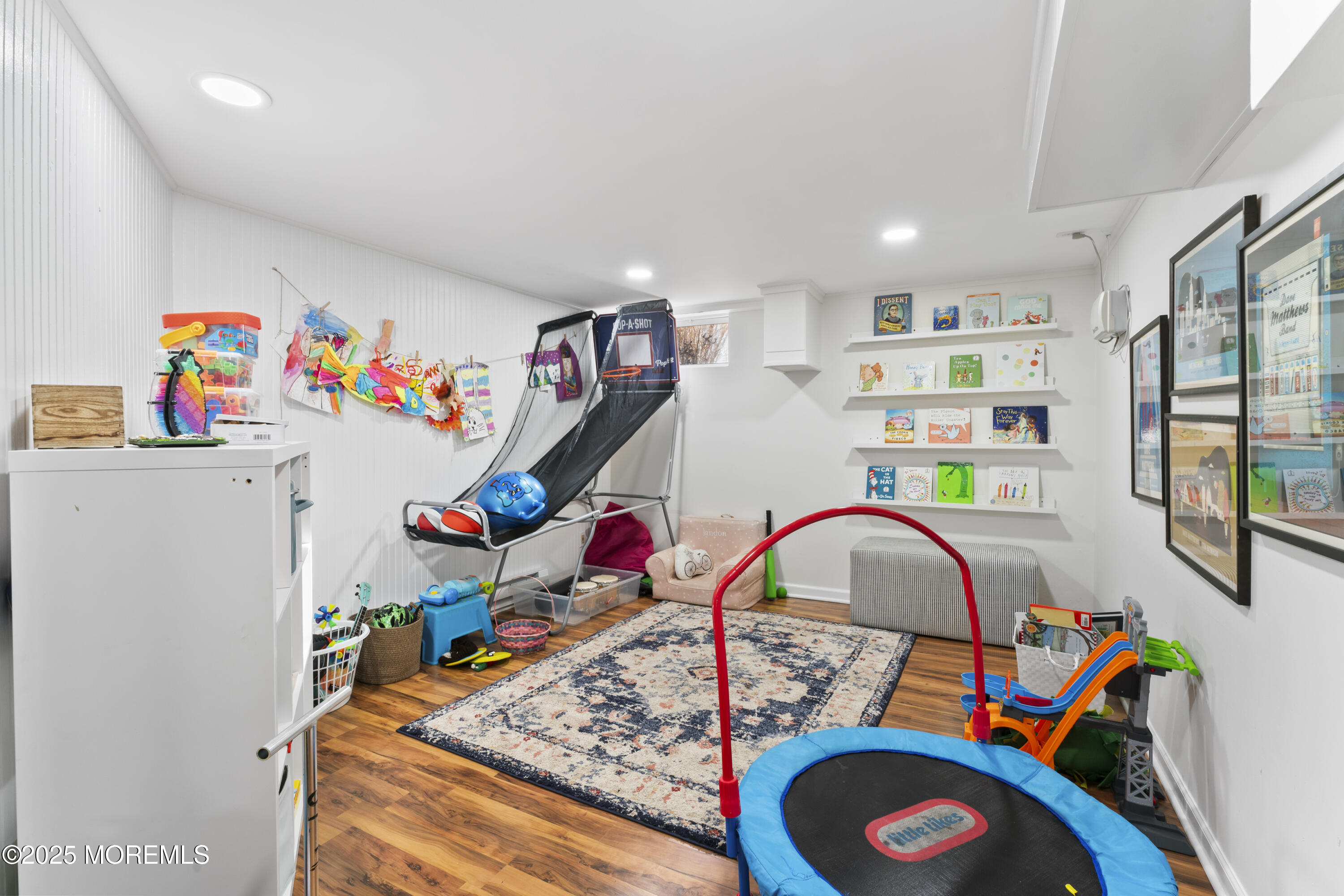 90 River Road Rumson, NJ 07760 - Photo 23 of 32 a room with furniture and a couch