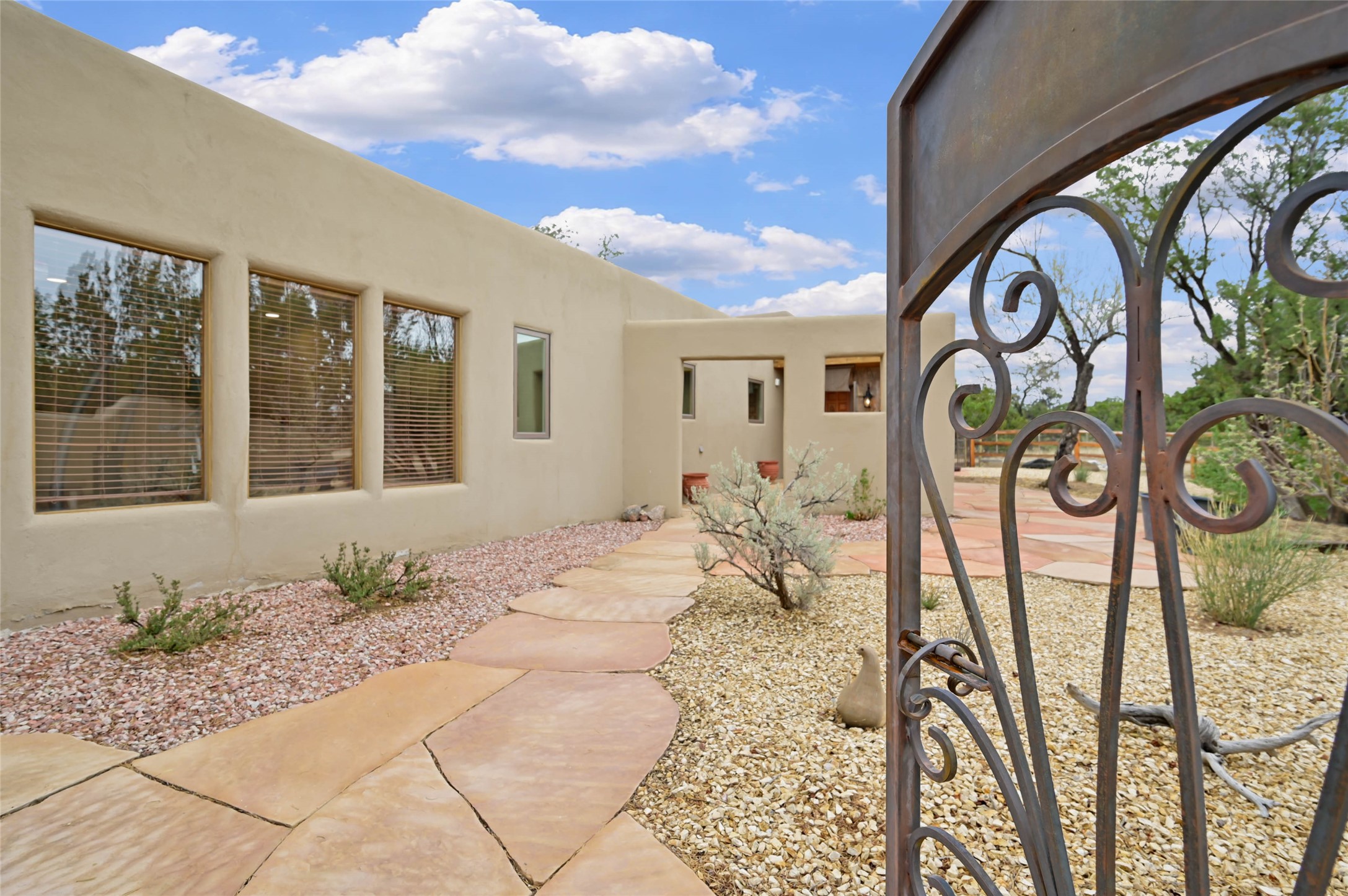14 Verano Loop Santa Fe, NM 87508 - Photo 4 of 53