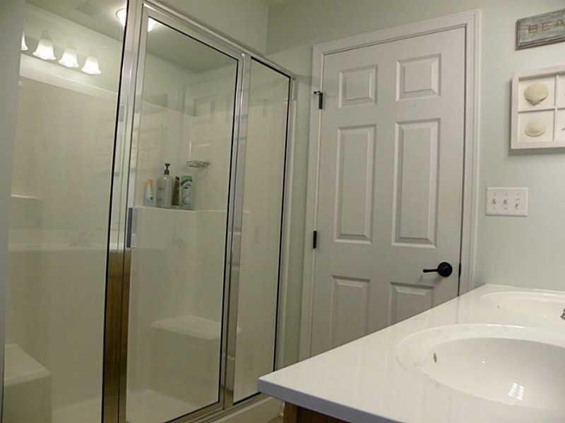 341 Maple Ridge Drive Canonsburg, PA 15317 - Photo 16 of 25 Master Bath/Spa.