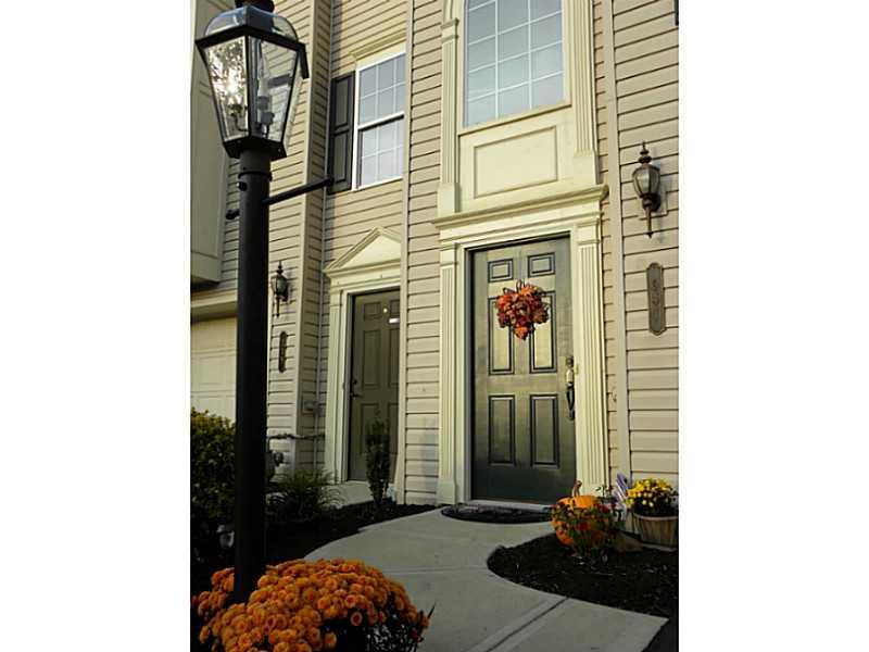 341 Maple Ridge Drive Canonsburg, PA 15317 - Photo 22 of 25 Exterior Front.