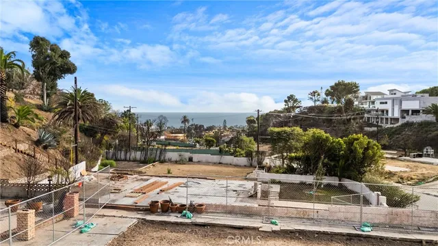 a view of a yard with an outdoor space