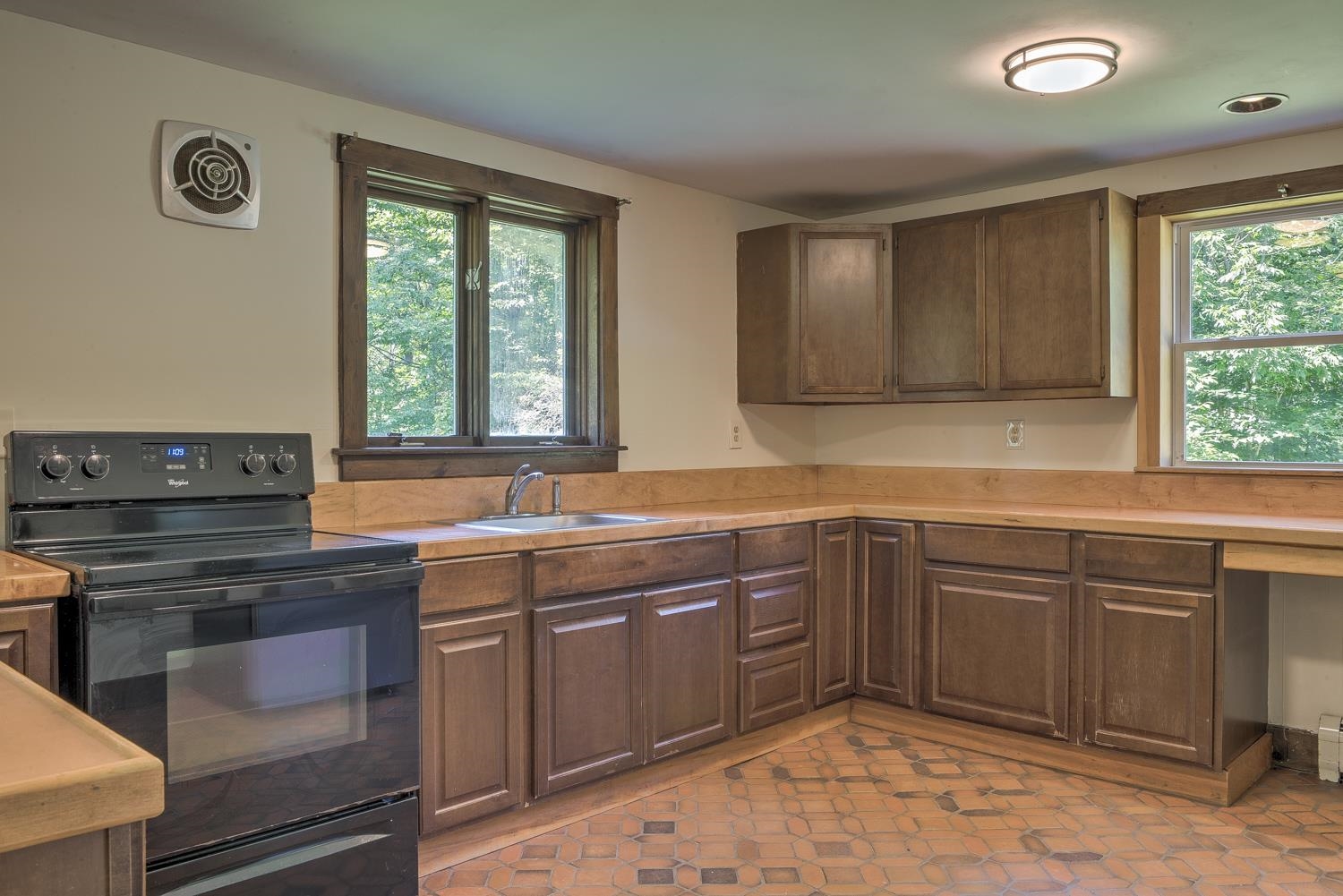 112 Nubanusit Road Nelson, NH 03457 - Photo 7 of 40