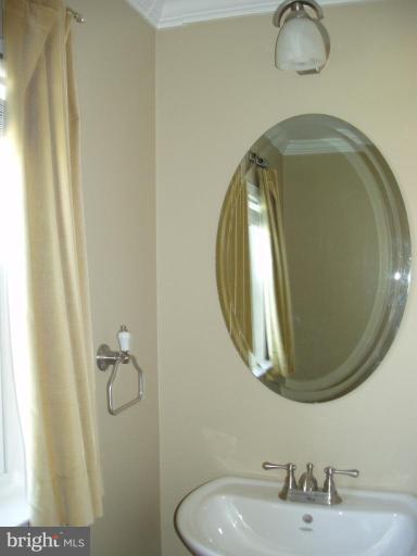 8695 Ridge Road Ellicott City, MD 21043 - Photo 14 of 18 Bath #2