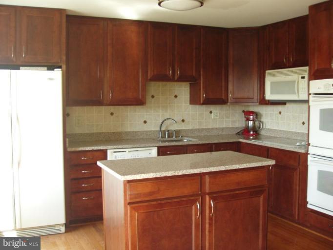 8695 Ridge Road Ellicott City, MD 21043 - Photo 5 of 18 Kitchen