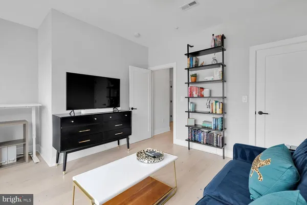 $3,850 | 664 Glick Court Northwest, Unit 6, Washington, DC 20001