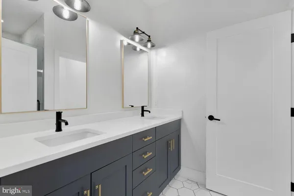 $3,850 | 664 Glick Court Northwest, Unit 6, Washington, DC 20001