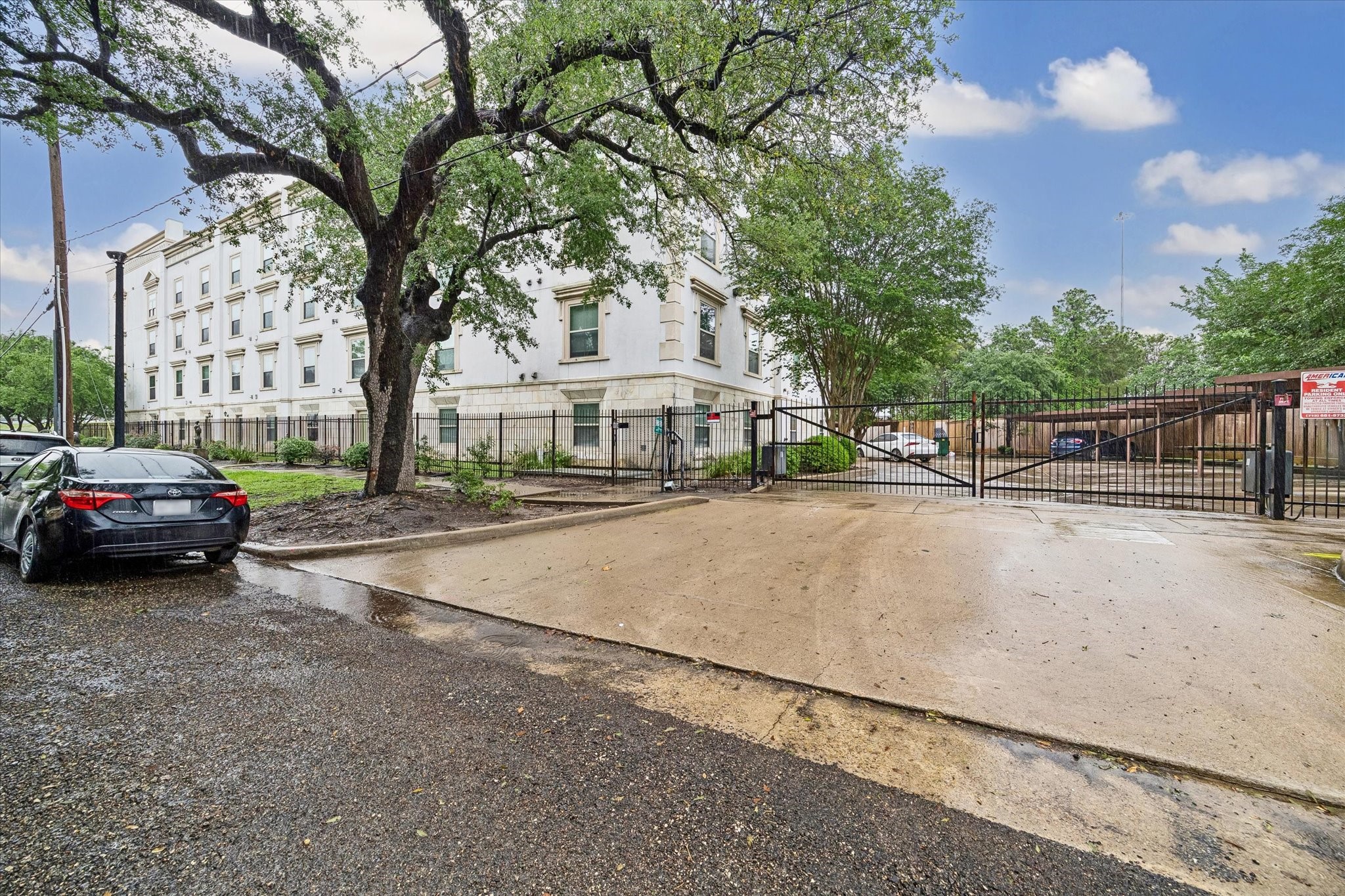 3501 Chenevert Street, Unit 7 Houston, TX 77004 - Photo 2 of 21 Welcome to this private, gated condo community offering a secure and well-maintained setting in a prime location.