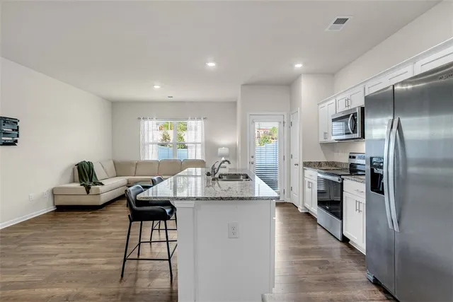 $220,000 | 14 Sunriff Court, Greer, SC 29651